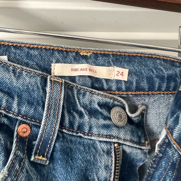 Levi’s ribcage bell Wide-Leg Jeans size 24 - Picture 3 of 4